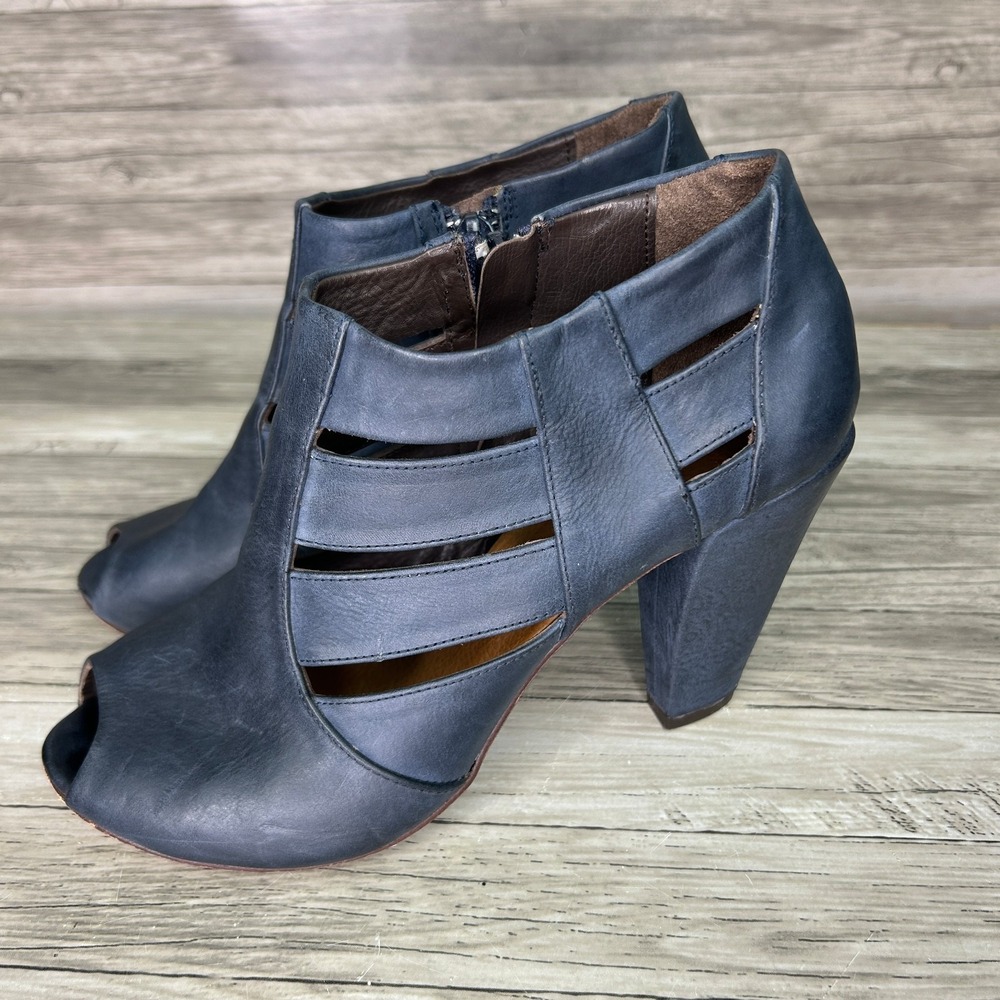 Coclico Parker Navy Blue Leather Strappy Cutout‎ Ankle Boots Block Heel Size 36